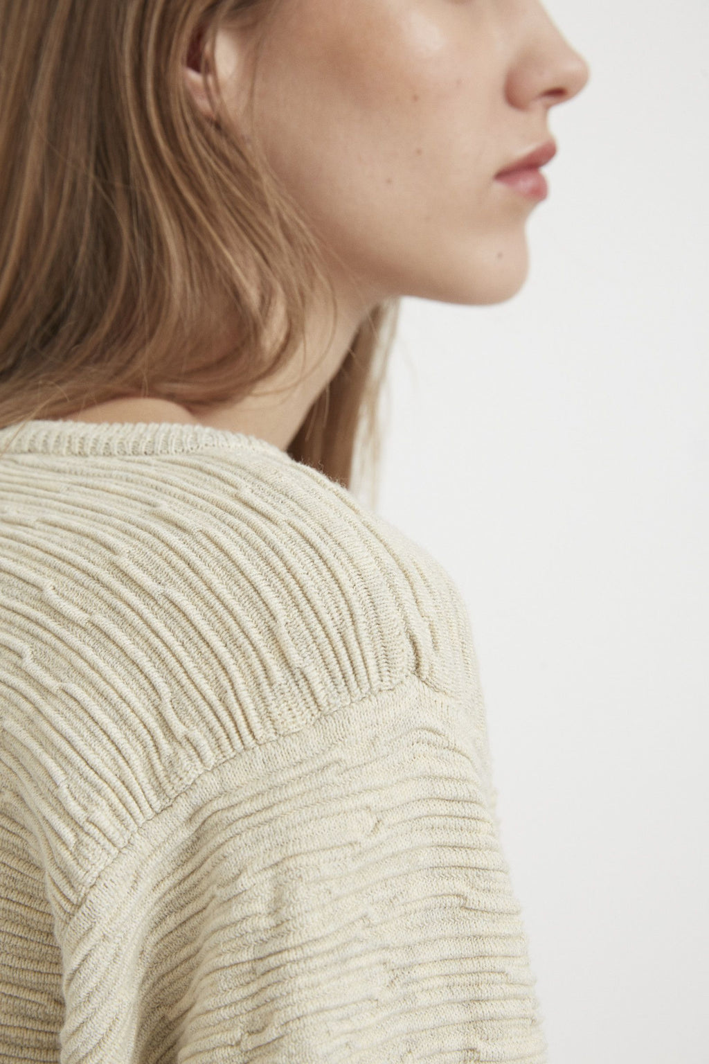 Women's Loose Fit Natural Cotton Bark Embossed Textured V-Neck Sweater