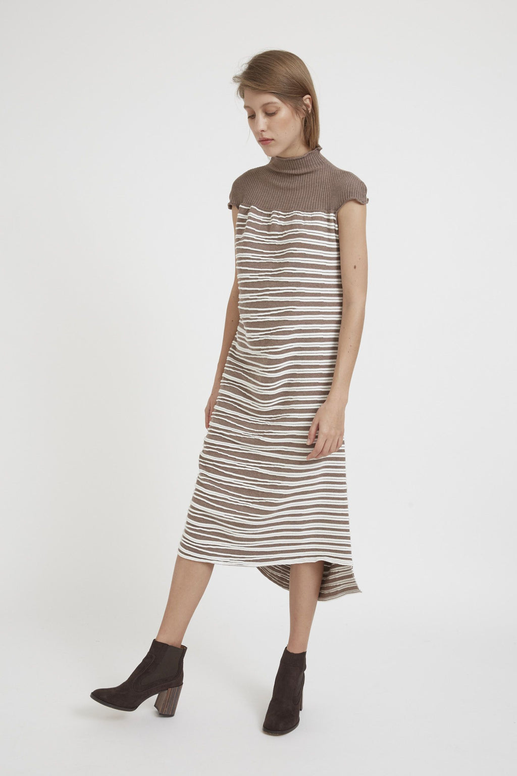 Elegant Cotton Knit Midi Dress with 3D Branches Motifs & Asymmetrical Hem