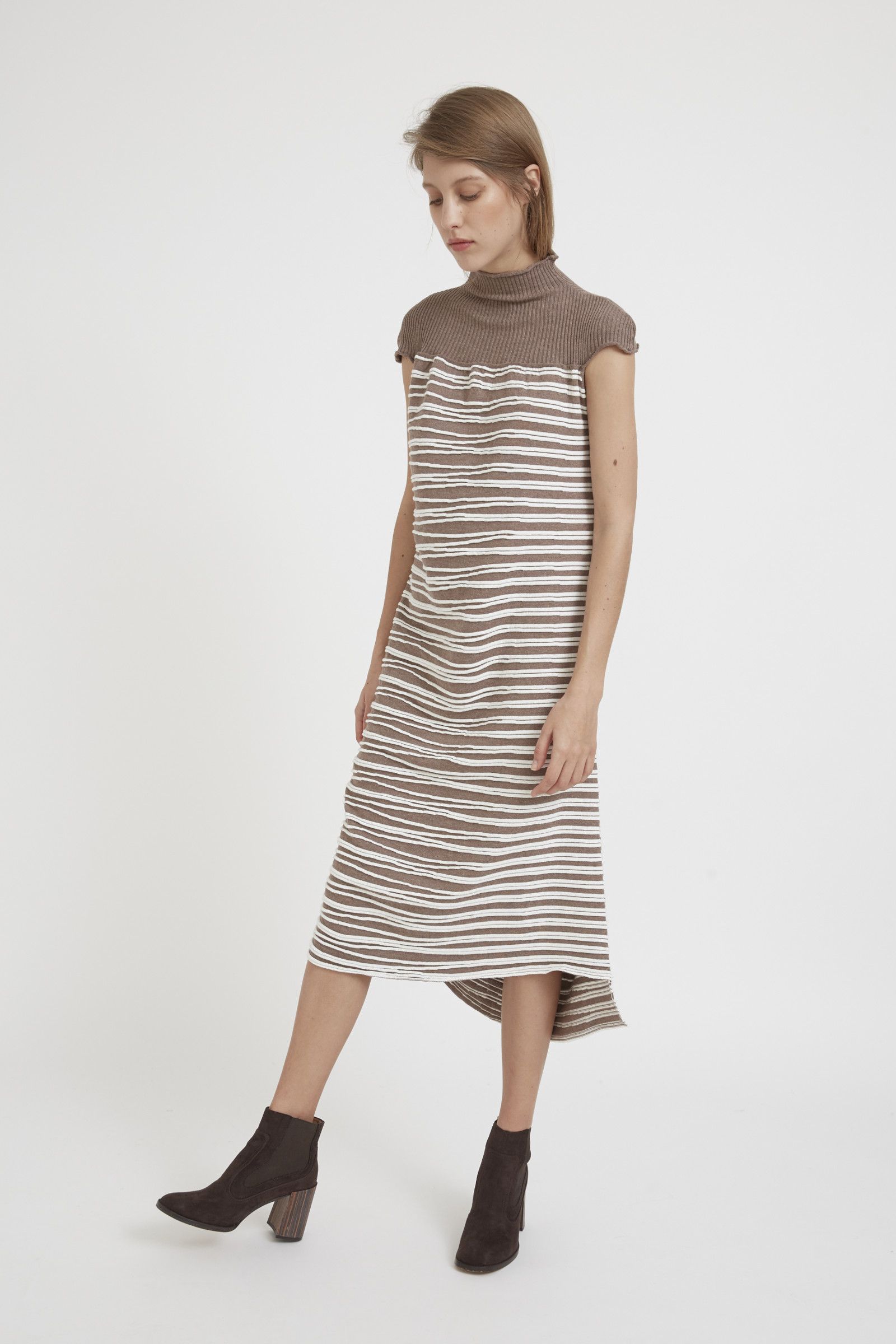 Elegant Cotton Knit Midi Dress with 3D Branches Motifs & Asymmetrical Hem